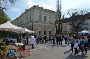 Dzień Otwarty Uniwersytetu Warszawskiego, 25 kwietnia 2015 (fot. J. Kosiorek)