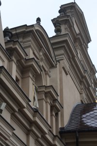 Brama do dworu starostów chęcińskich. Starochęciny