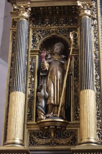Figura św. Stanisława w ołtarzu. Bodzentyn