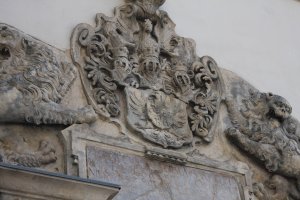 Kartusz herbowy na Zamku w Szydłowcu