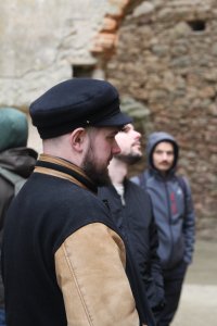 Konrad Żebrowski, w tle Wojciech Stefanowicz