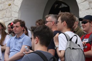 Objazdowicze na rynku kazimierskim