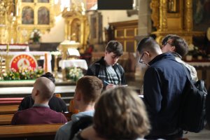 Objazdowicze w kościele św. Zygmunta w Szydłowcu
