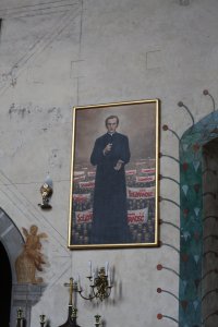 Obrazy świętych w kościele św. Zygmunta w Szydłowcu