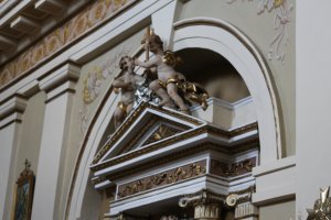 Ołtarz boczny kościoła św. Jana Nepomucena i św. Ignacego Loyoli. Przysucha