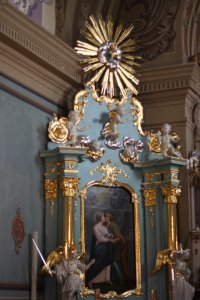 Ołtarz boczny kościoła w Sieciechowie