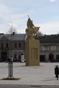 Pomnik Tadeusza Kościuszki na rynku. Końskie