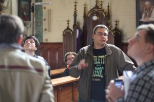 Prof. Węcowski wygłasza referat o kościele św. Zygmunta w Szydłowcu