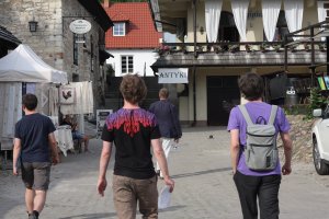 W drodze na referat o synagodze w Kazimierzu Dolnym