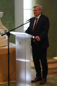 Przemawia prof. Zygmunt Lalak, prorektor UW ds. badań